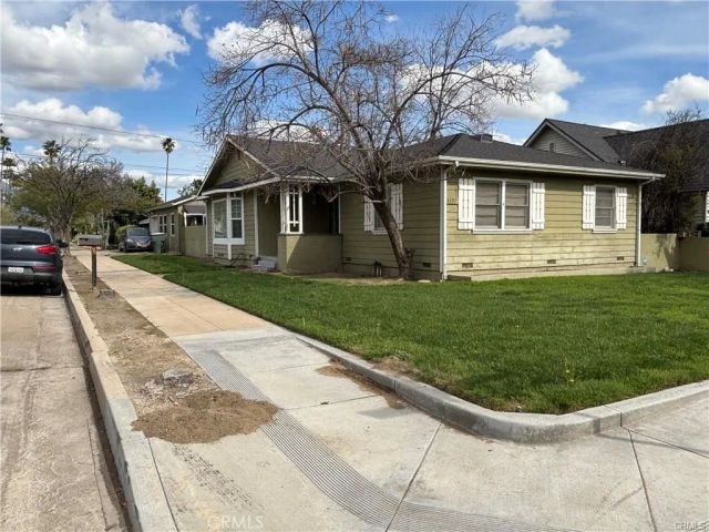 3297 N Pershing, San Bernardino, CA 92405