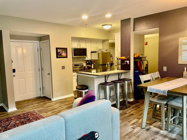 220 N Cleveland Street 220C, Indianapolis, IN 46204