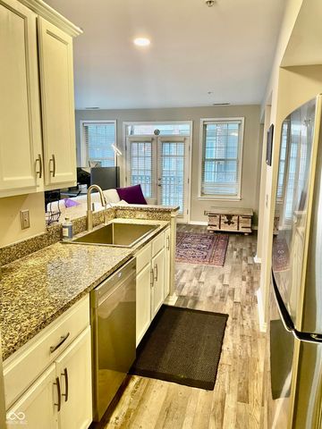 220 N Cleveland Street 220C, Indianapolis, IN 46204