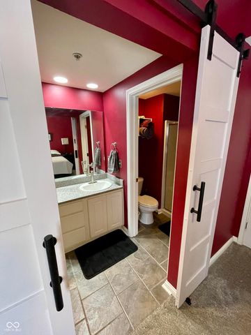 220 N Cleveland Street 220C, Indianapolis, IN 46204
