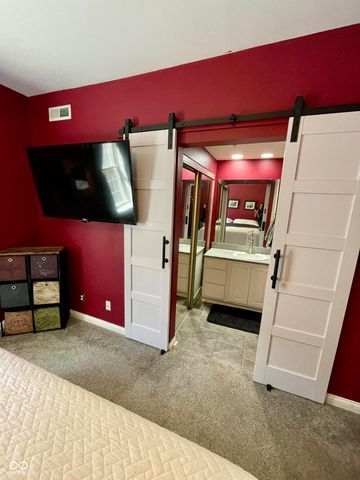 220 N Cleveland Street 220C, Indianapolis, IN 46204