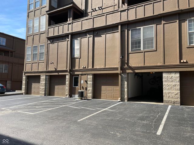 220 N Cleveland Street 220C, Indianapolis, IN 46204