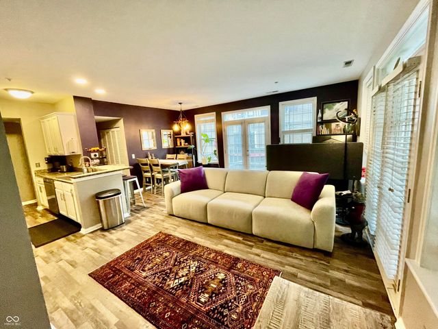 220 N Cleveland Street 220C, Indianapolis, IN 46204
