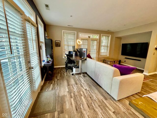 220 N Cleveland Street 220C, Indianapolis, IN 46204