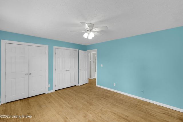7907 Brynwood Ln, Louisville, KY 40291
