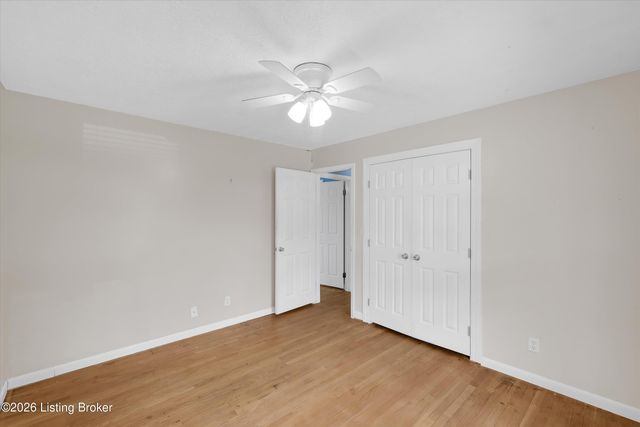 7907 Brynwood Ln, Louisville, KY 40291