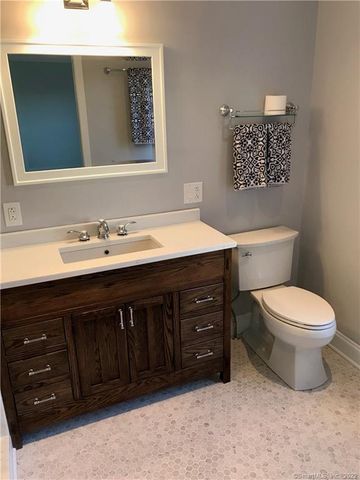 76 East Avenue, New Canaan, CT 06840