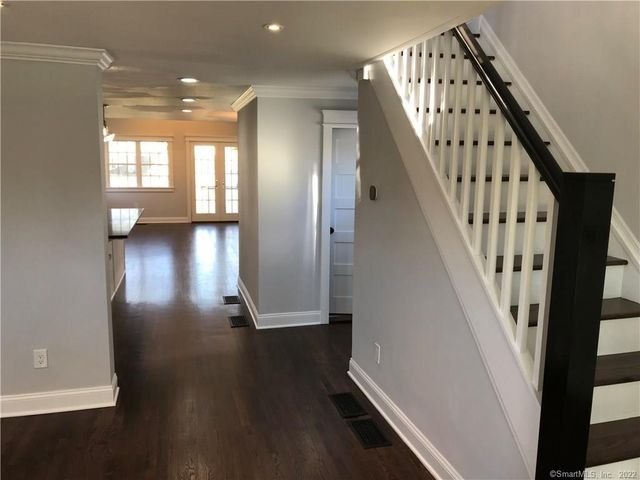 76 East Avenue, New Canaan, CT 06840