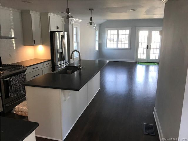 76 East Avenue, New Canaan, CT 06840