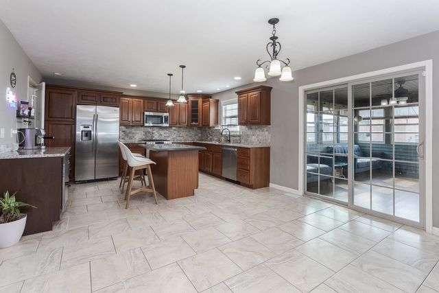 2501 Fieldstone Court, Normal, IL 61761