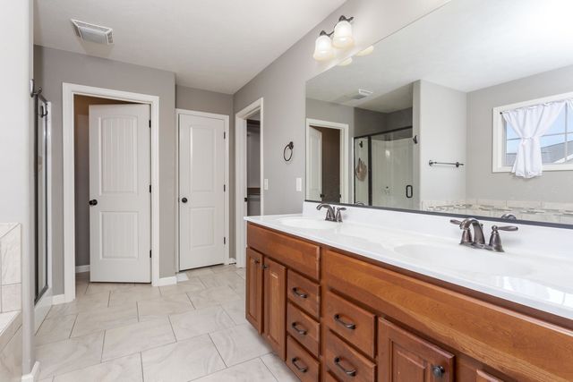 2501 Fieldstone Court, Normal, IL 61761