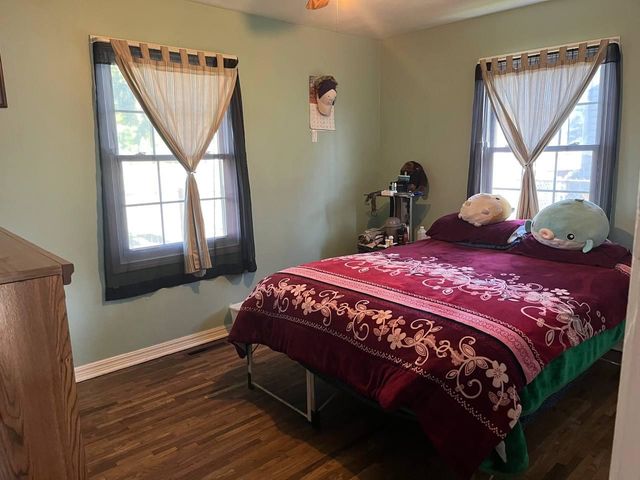 1207 N HYDRAULIC ST, Wichita, KS 67214