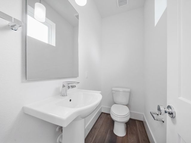 7504 Carver Road B, Houston, TX 77088