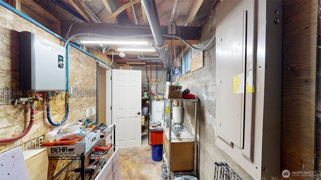 79 Duck Lake Road, Omak, WA 98841