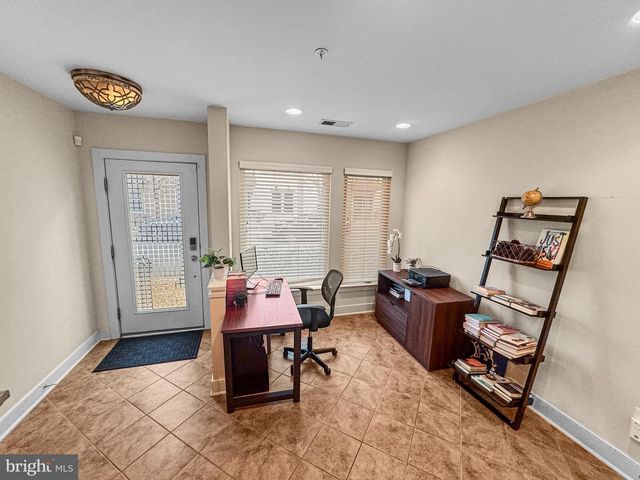 5610 45TH AVE, Hyattsville, MD 20781