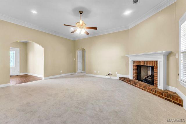 281 Sunset Drive, Deatsville, AL 36022