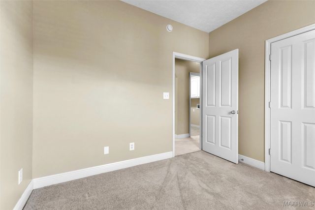 281 Sunset Drive, Deatsville, AL 36022