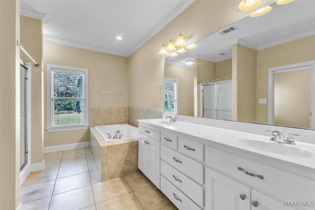 281 Sunset Drive, Deatsville, AL 36022