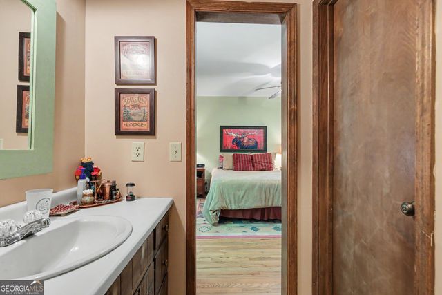 102 Moses Road, Rabun Gap, GA 30568