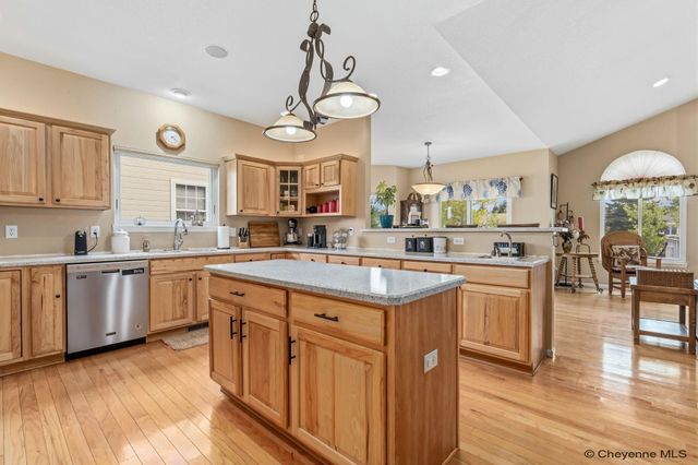 2802 REYNOLDS, Laramie, WY 82072