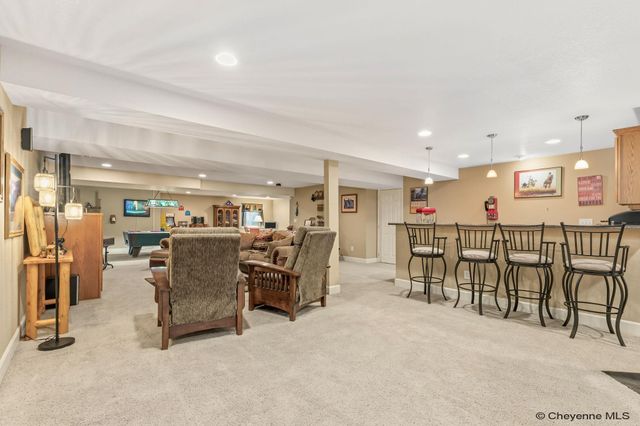 2802 REYNOLDS, Laramie, WY 82072