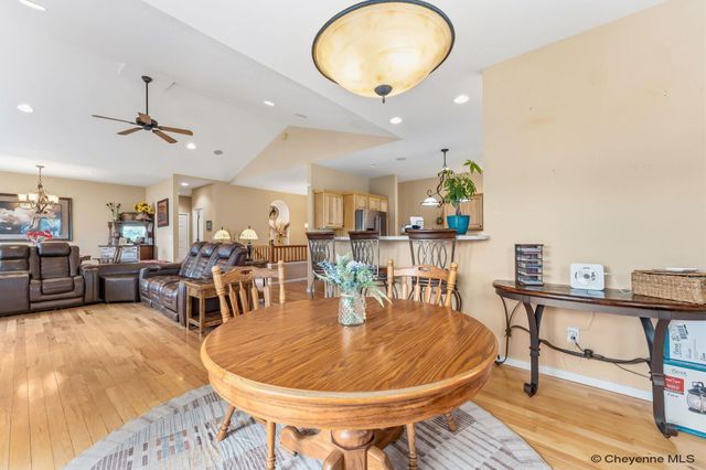 2802 REYNOLDS, Laramie, WY 82072