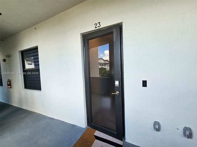 8195 NW 104th Ave 23, Doral, FL 33178