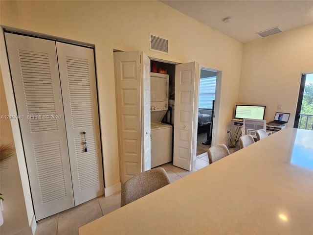 8195 NW 104th Ave 23, Doral, FL 33178