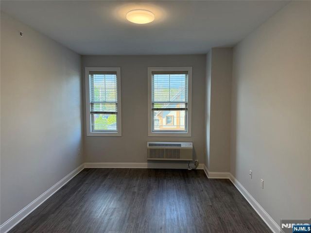 40 Park Avenue 303, Park Ridge, NJ 07656