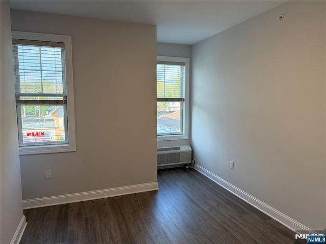 40 Park Avenue 303, Park Ridge, NJ 07656