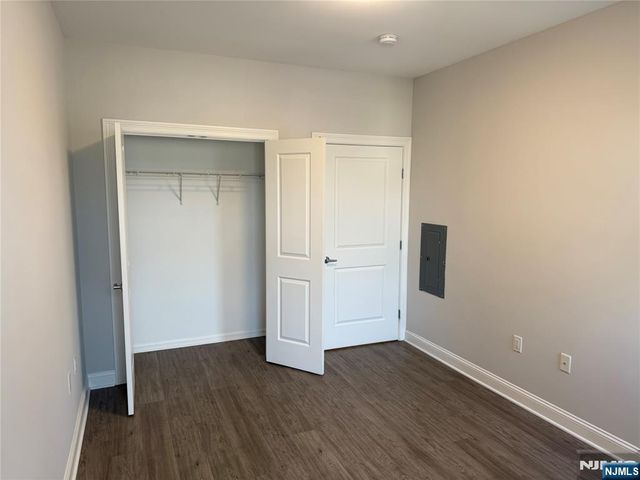 40 Park Avenue 303, Park Ridge, NJ 07656