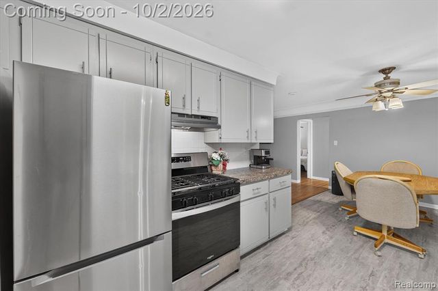5539 Sunwood Drive, Waterford, MI 48329