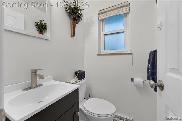 5539 Sunwood Drive, Waterford, MI 48329