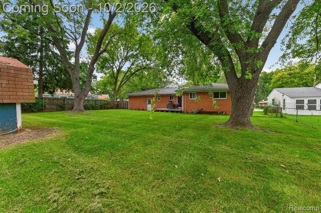 5539 Sunwood Drive, Waterford, MI 48329