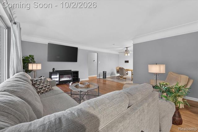 5539 Sunwood Drive, Waterford, MI 48329