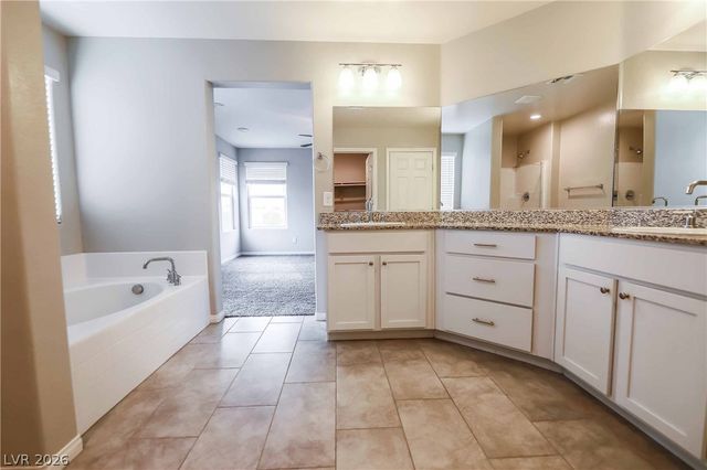 2614 Topaz Blue Street, Las Vegas, NV 89146