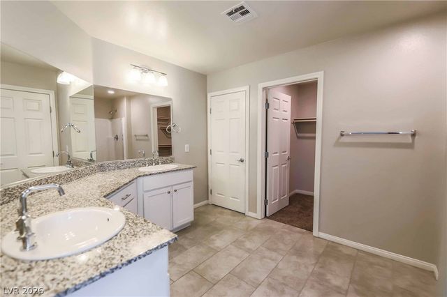 2614 Topaz Blue Street, Las Vegas, NV 89146