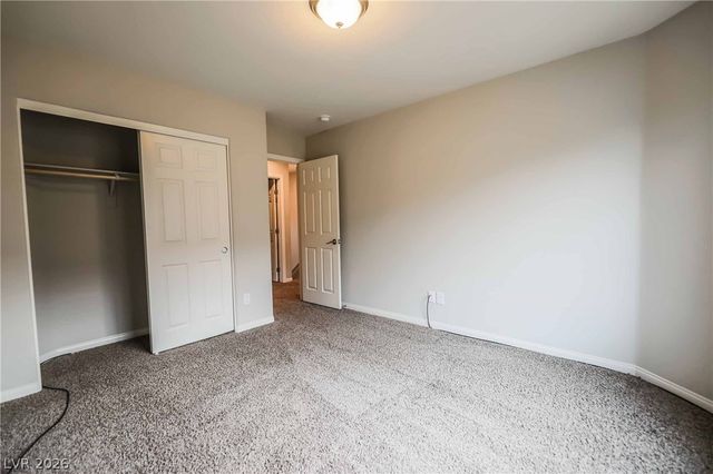 2614 Topaz Blue Street, Las Vegas, NV 89146