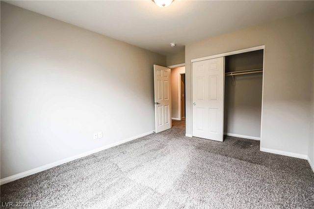 2614 Topaz Blue Street, Las Vegas, NV 89146