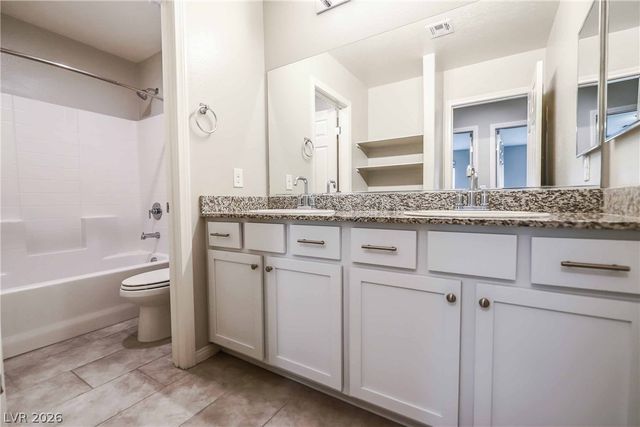 2614 Topaz Blue Street, Las Vegas, NV 89146