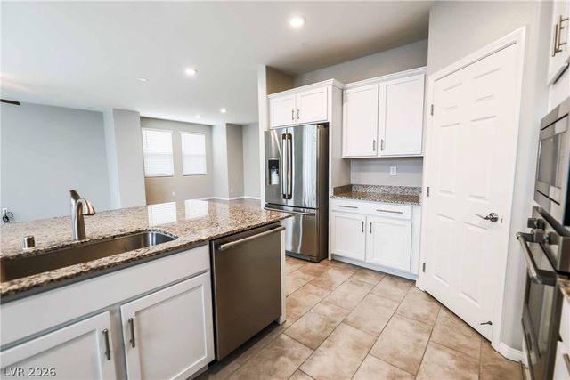 2614 Topaz Blue Street, Las Vegas, NV 89146