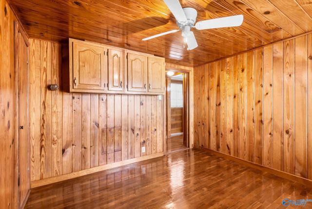 10248 New Cut Road, Athens, AL 35611