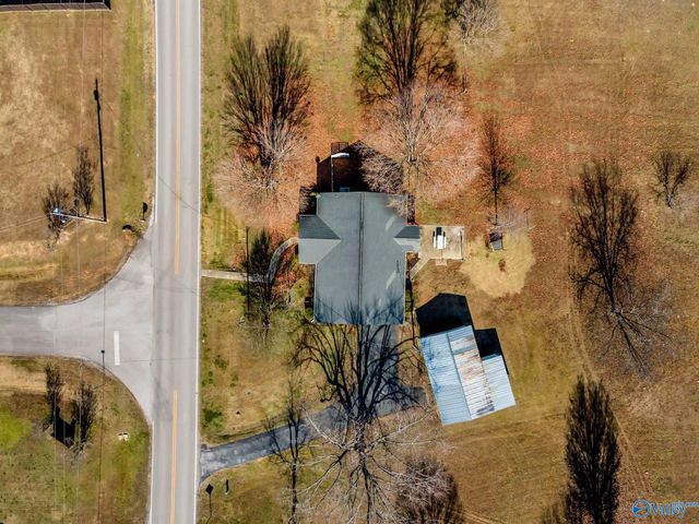 10248 New Cut Road, Athens, AL 35611