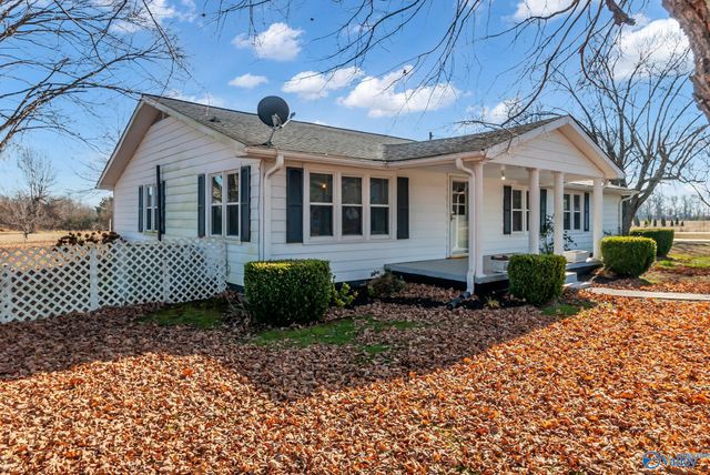10248 New Cut Road, Athens, AL 35611