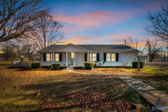 10248 New Cut Road, Athens, AL 35611