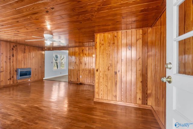 10248 New Cut Road, Athens, AL 35611