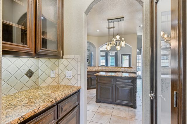 1320 Ghost Flower Drive, Fort Worth, TX 76177