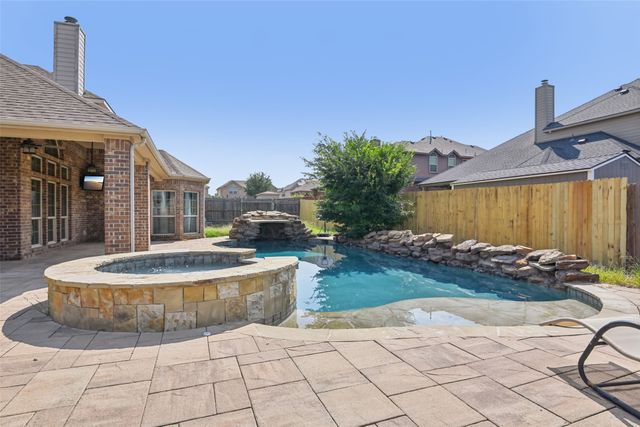 1320 Ghost Flower Drive, Fort Worth, TX 76177