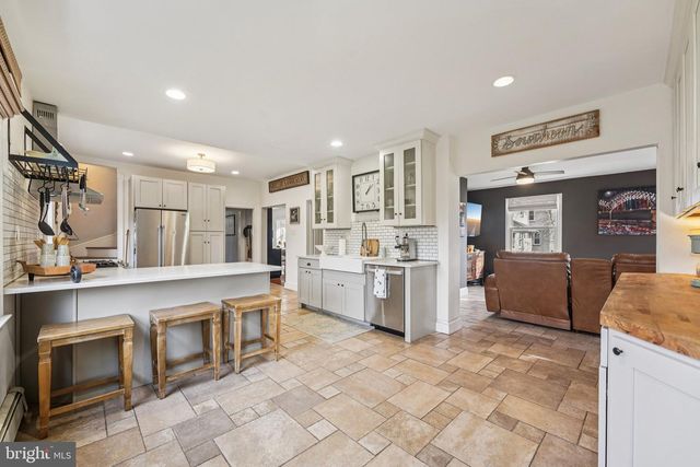 100 THIRD AVE, Haddon Heights, NJ 08035