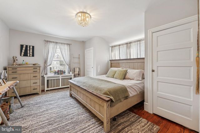 100 THIRD AVE, Haddon Heights, NJ 08035